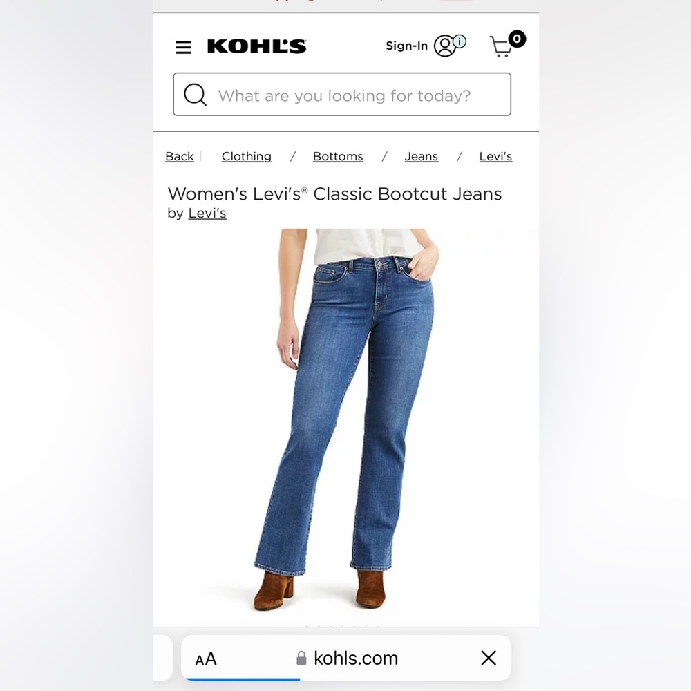 LEVI’S mid rise bootcut jeans